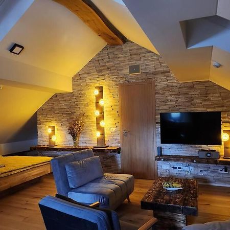 Krasny Apartman Refrino Jańskie Łaźnie Zewnętrze zdjęcie